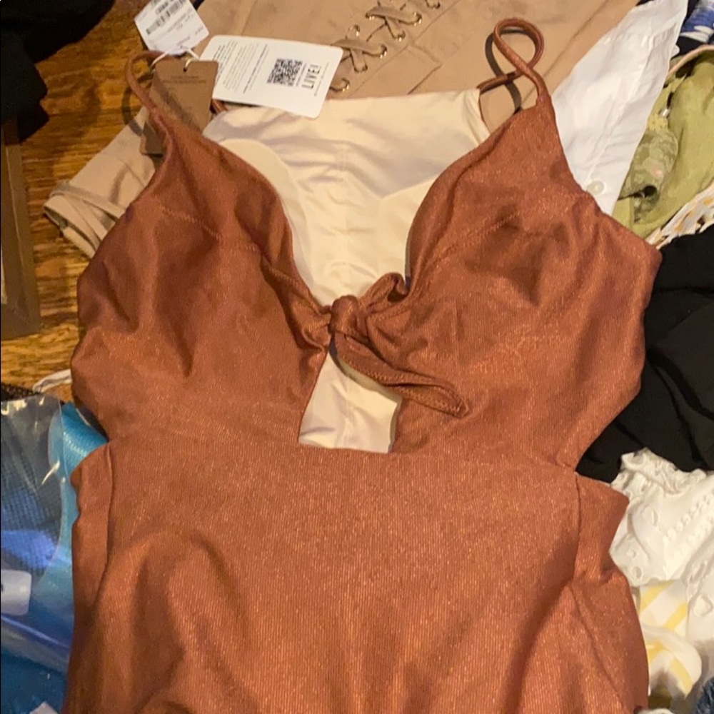 Live! Bathing suit nwt